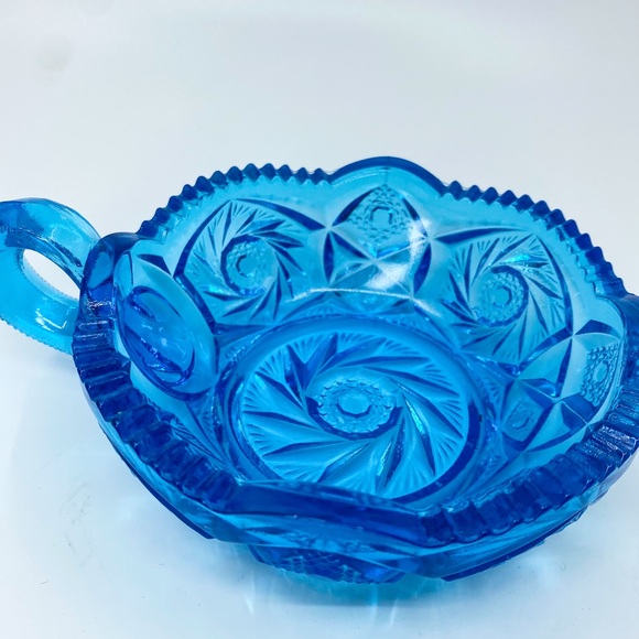 Vintage 1950s Kemple McKee Aztec Blue Nappy Dish Pattern 96 Handled Bowl - Picture 3 of 12